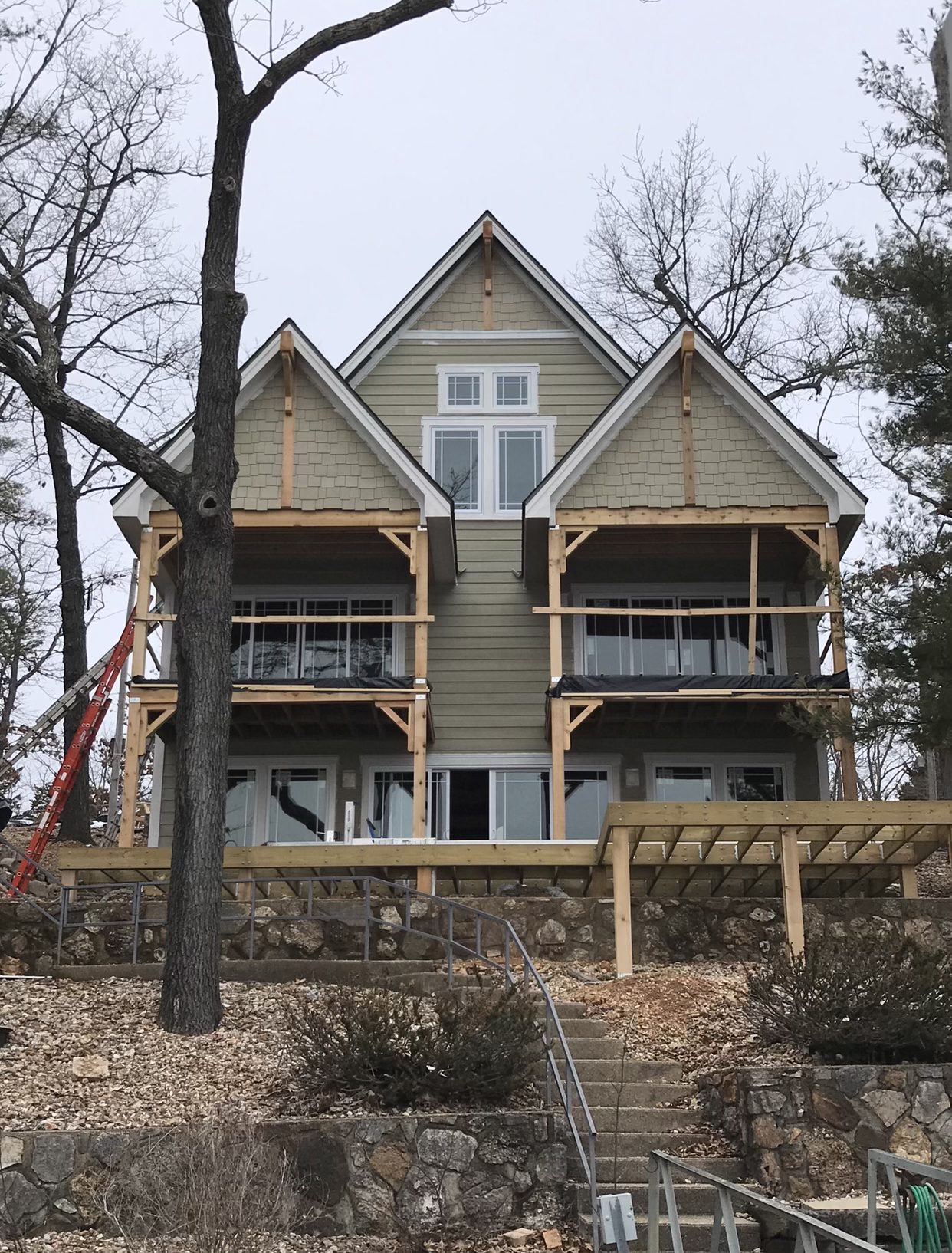 Exterior Image 10